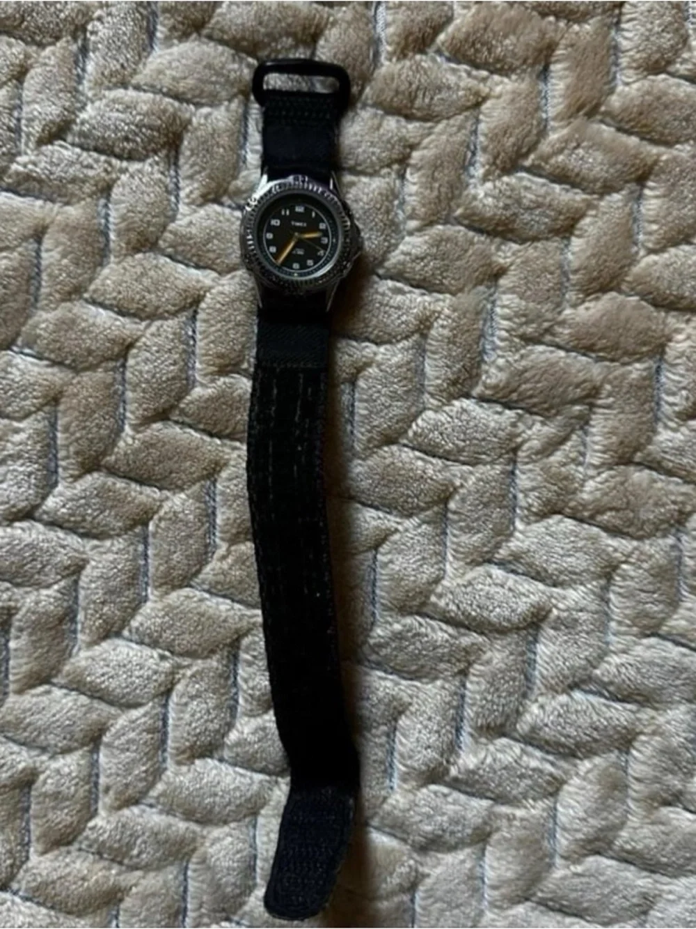 Vintage Timex analogue Black Dial Watch with Yellow Accents - Picture 3 of 7